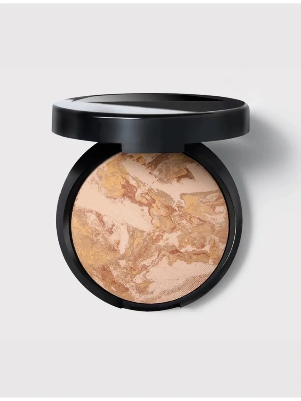 🆕 Laura Geller Baked-Balance-N-Brighten Color Correcting Foundation - Medium